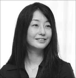 Hiromi Kawakami.